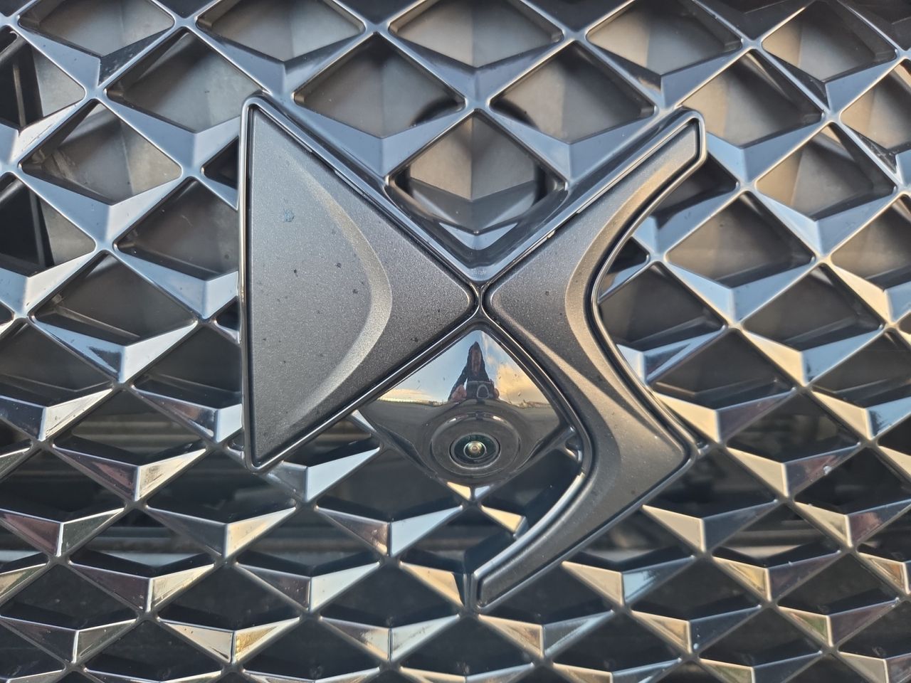 DS DS 7 E TENSE 4X4 300 PERFORMANCE LINE + - Foto 2