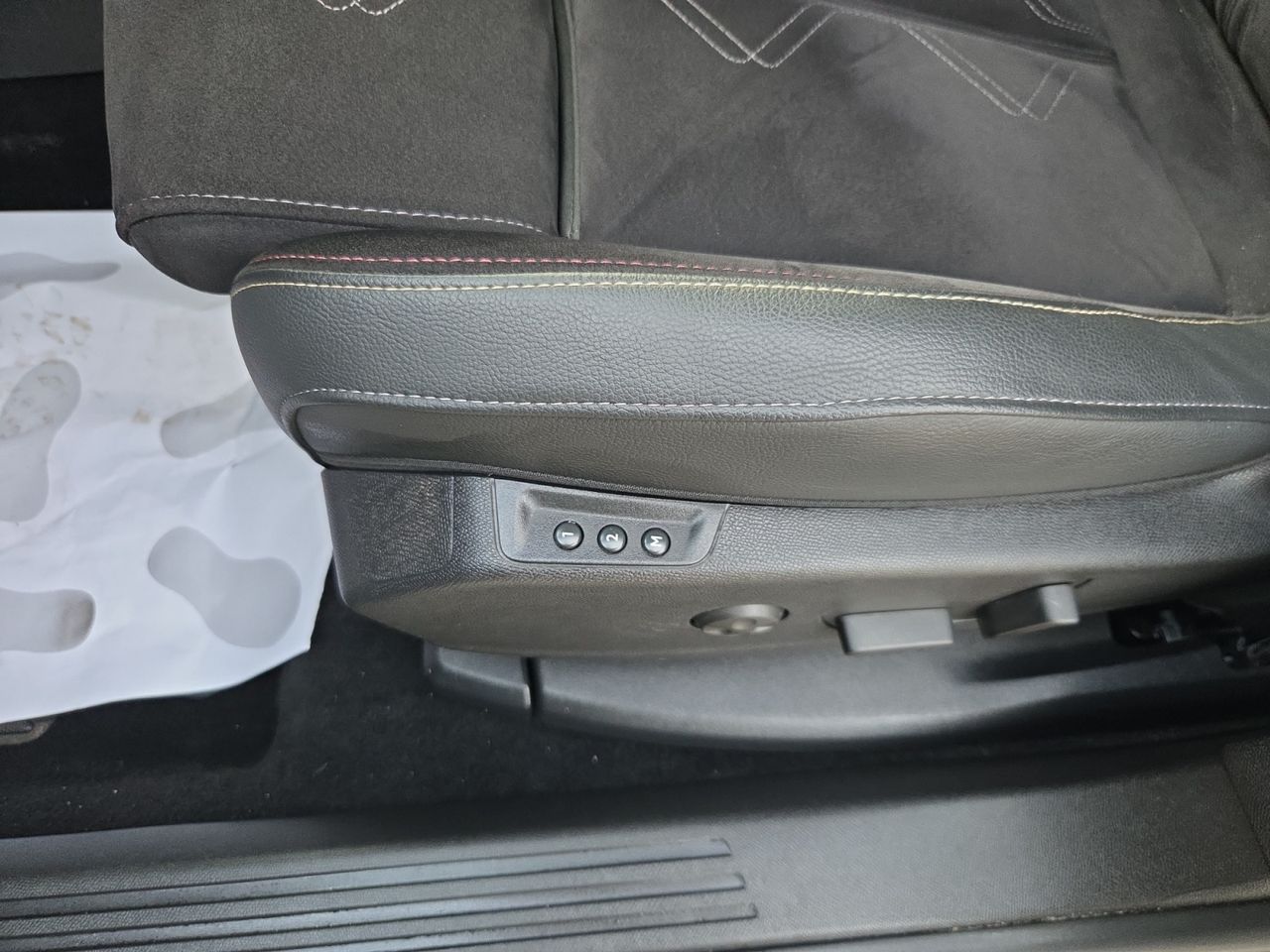 DS DS 7 E TENSE 4X4 300 PERFORMANCE LINE + - Foto 2