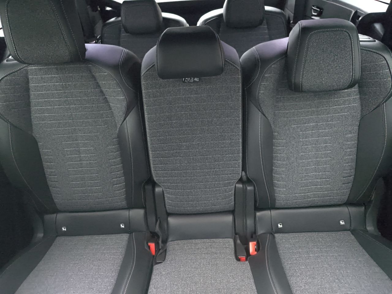 Peugeot 5008 ALLURE HYBRID 136  DCS6   - Foto 2