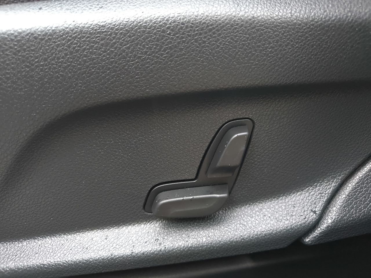 Mercedes EQC 400 4 MATIC  - Foto 2