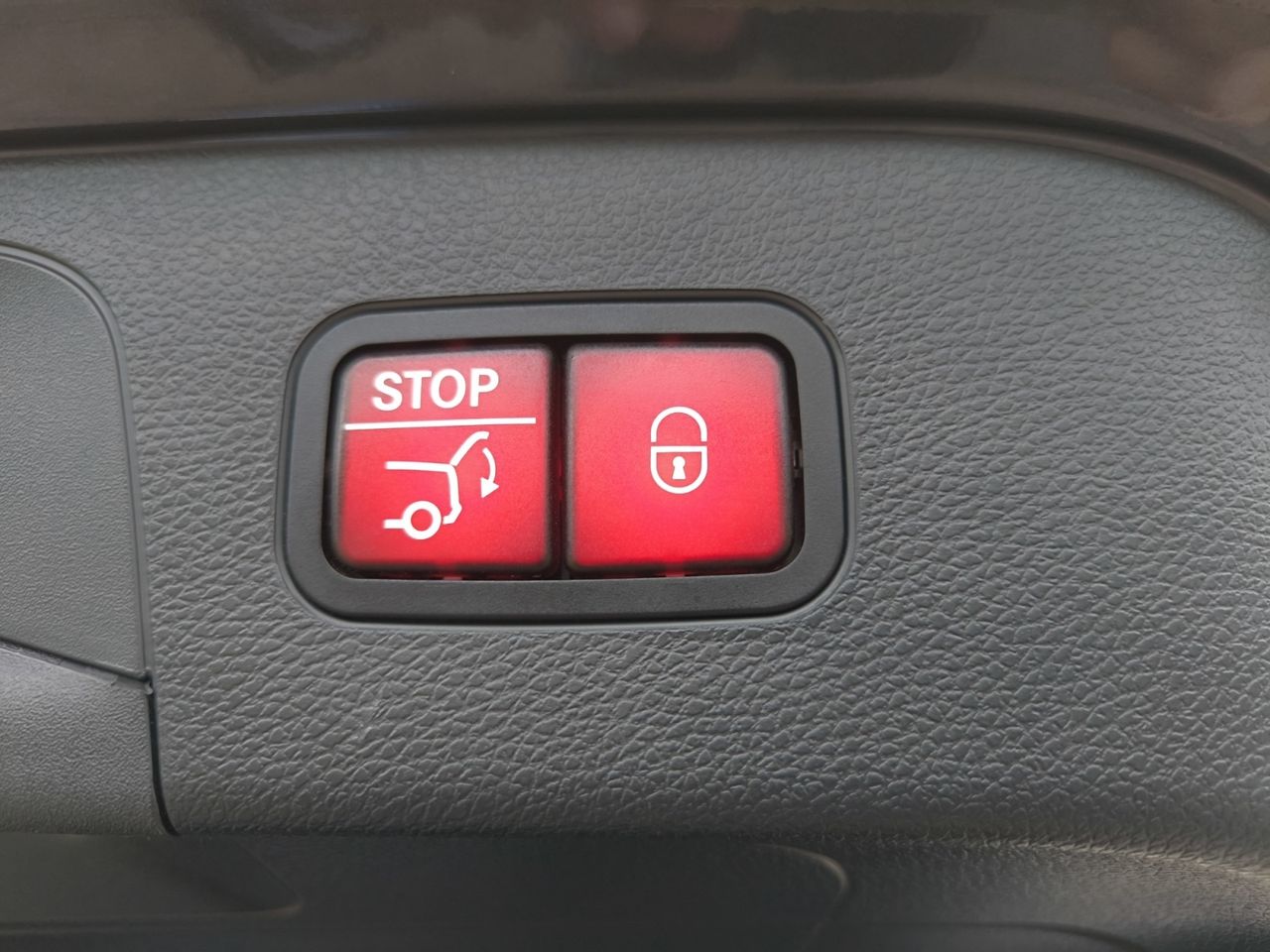 Mercedes EQC 400 4 MATIC  - Foto 2