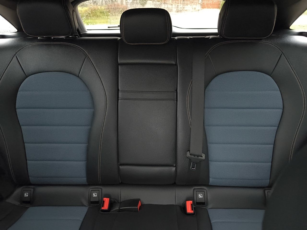 Mercedes EQC 400 4 MATIC  - Foto 2