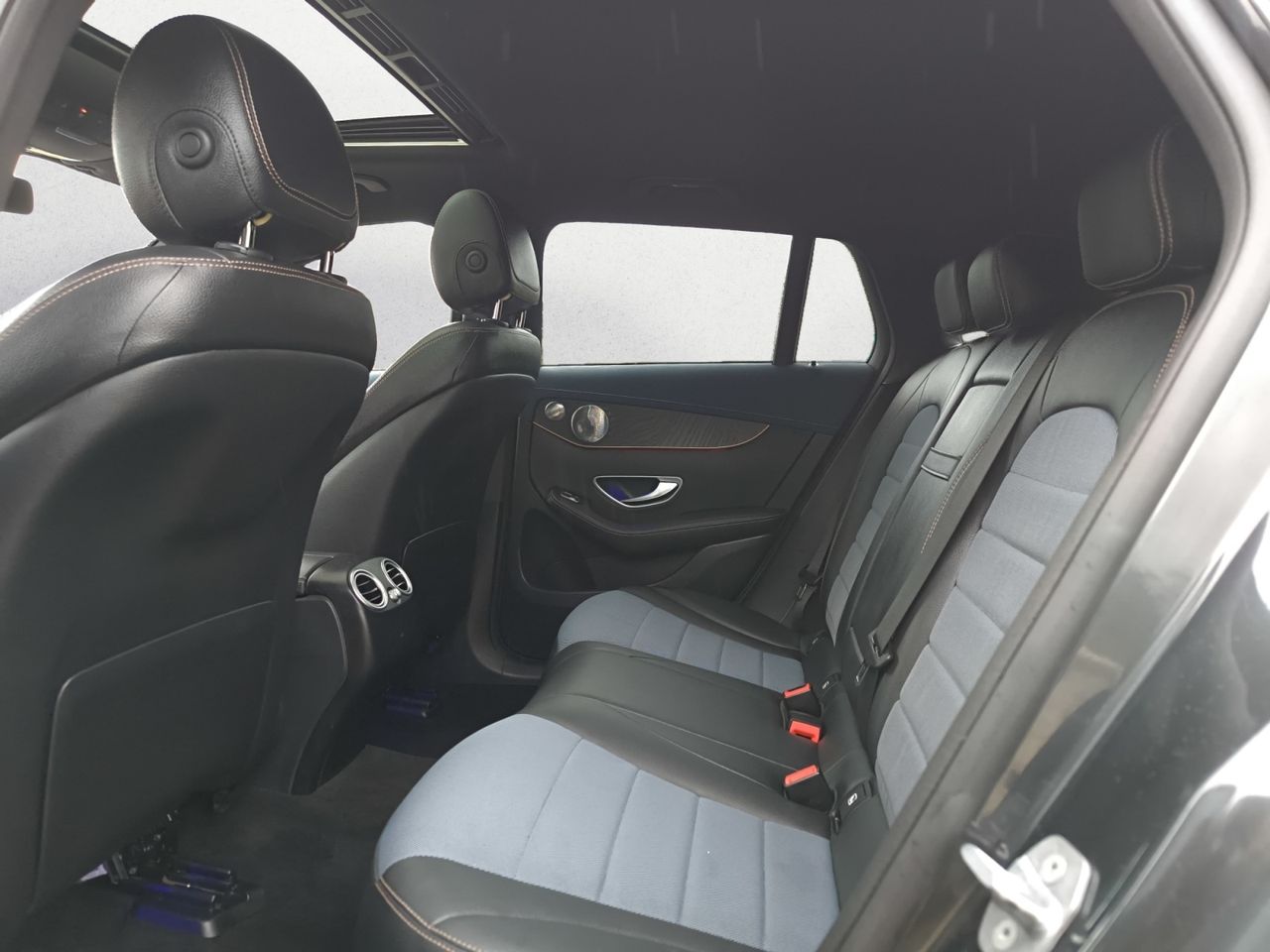 Mercedes EQC 400 4 MATIC  - Foto 2