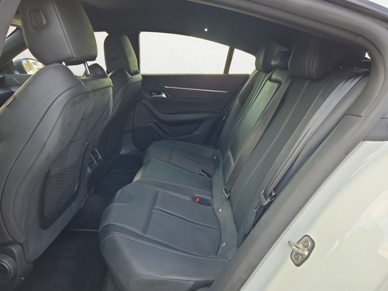 Peugeot 508 Hybrid GT LINE EAT8 225 CV  - Foto 2