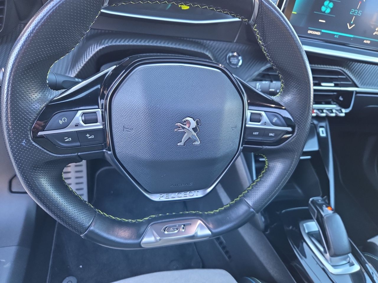 Peugeot e-2008 GT  ELECTRICO 136 CV  - Foto 2