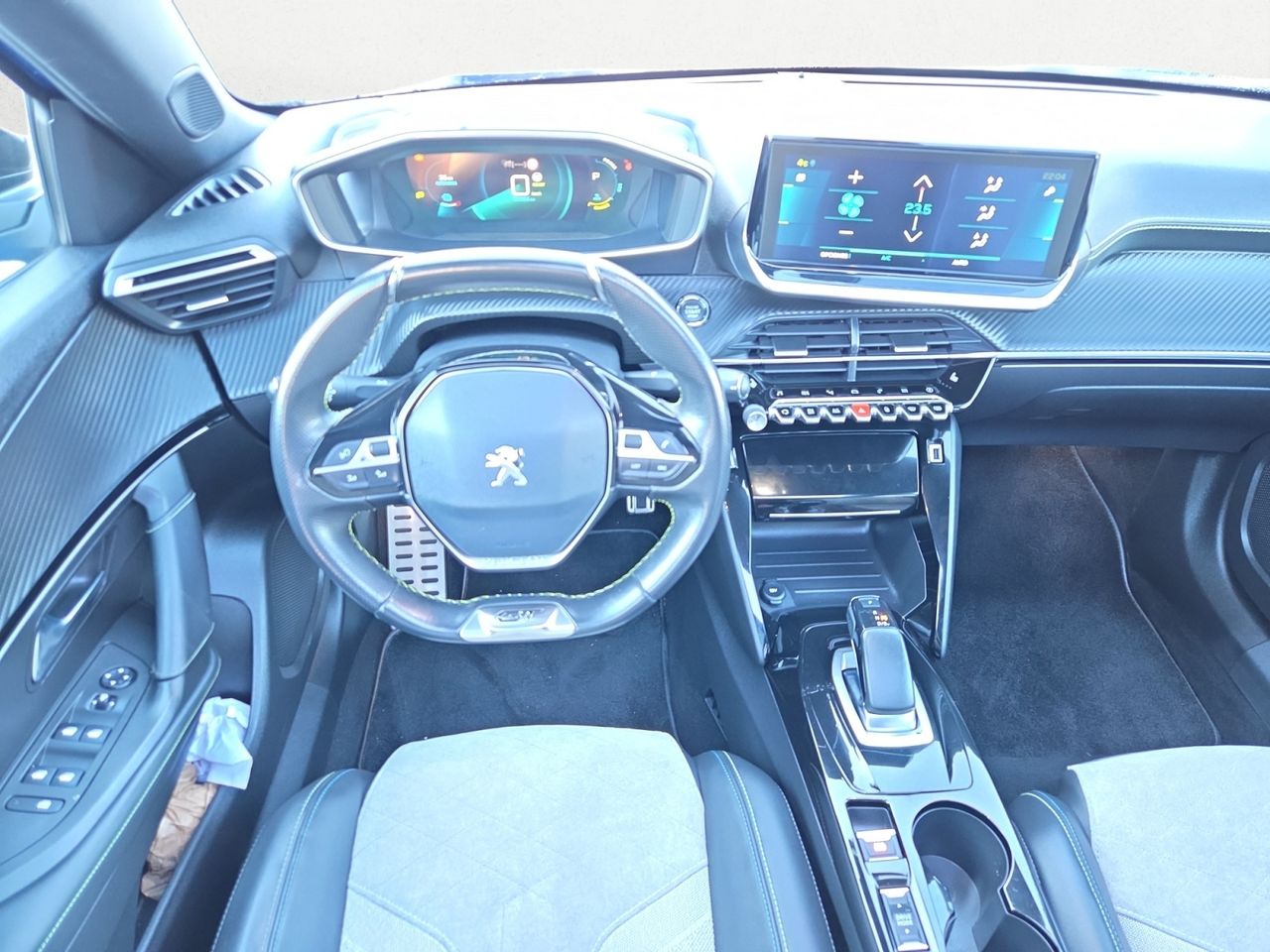 Peugeot e-2008 GT  ELECTRICO 136 CV  - Foto 2