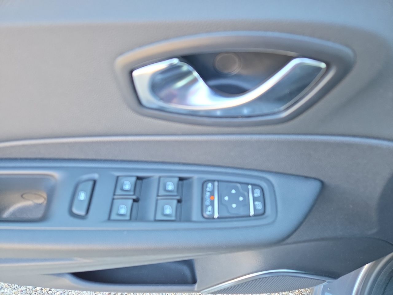 Renault Captur ZEN ENERGY dCI  - Foto 2