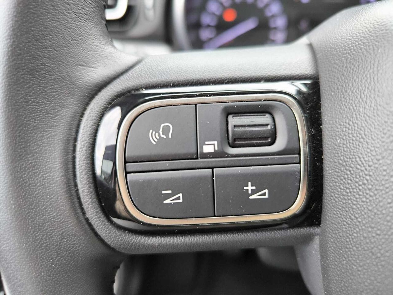 Citroën C3 BLUE HDI 100 CV SHINE  - Foto 2