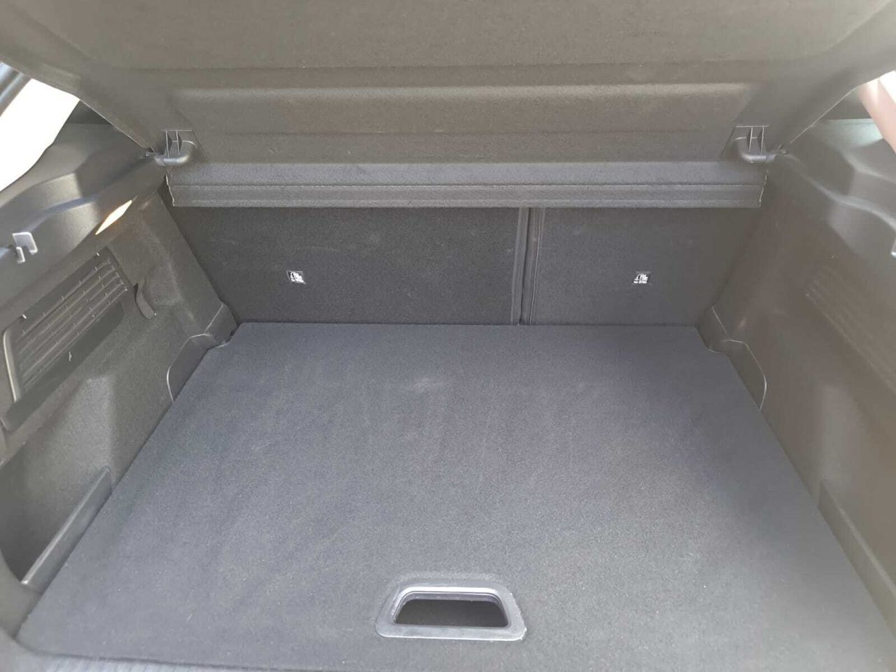 Citroën C4 BLUE HDI 130 CV EAT8 FEEL PACK  - Foto 2