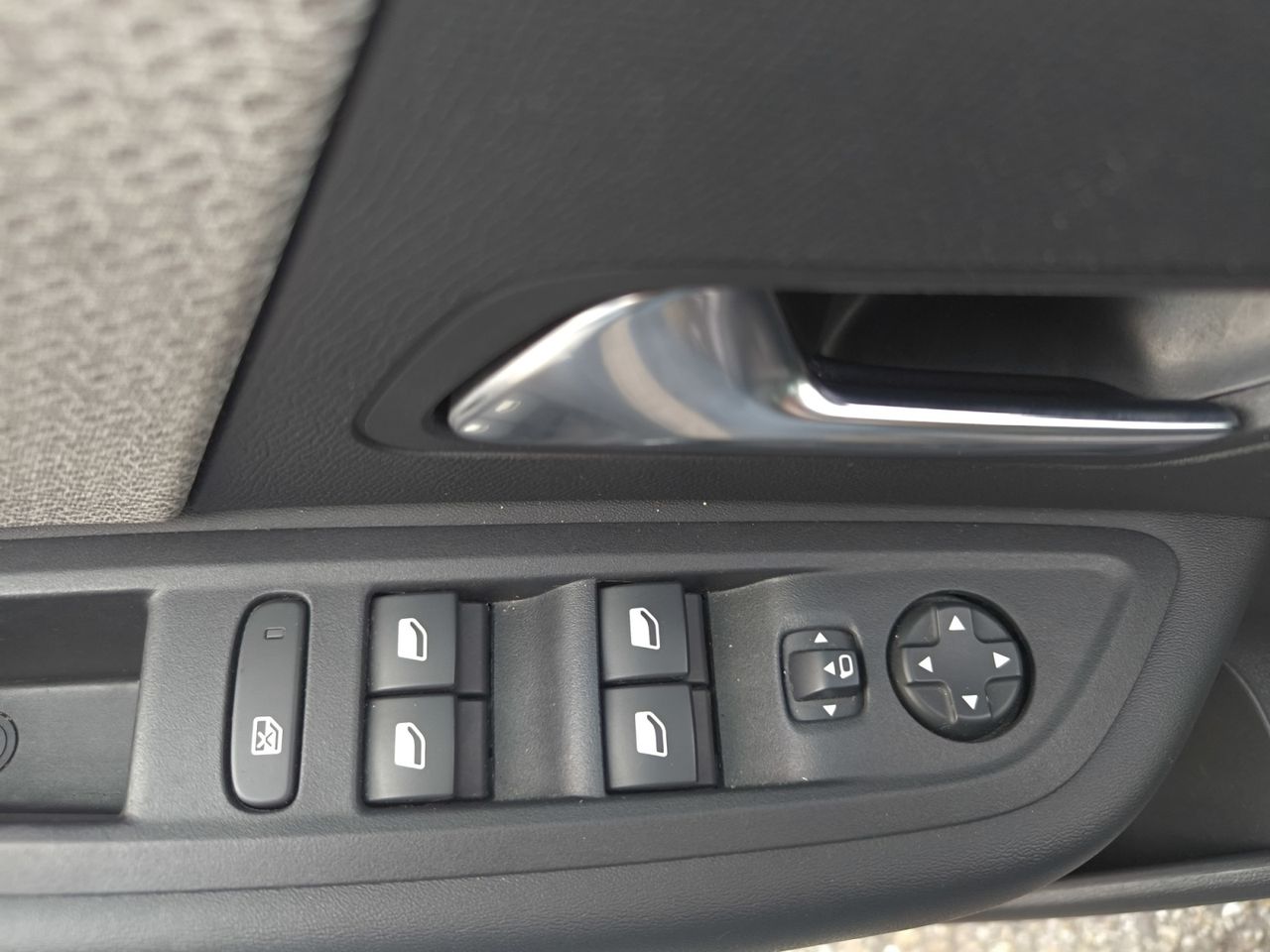 Citroën C4 FEEL PACK PURE TECH 130 CV  - Foto 2