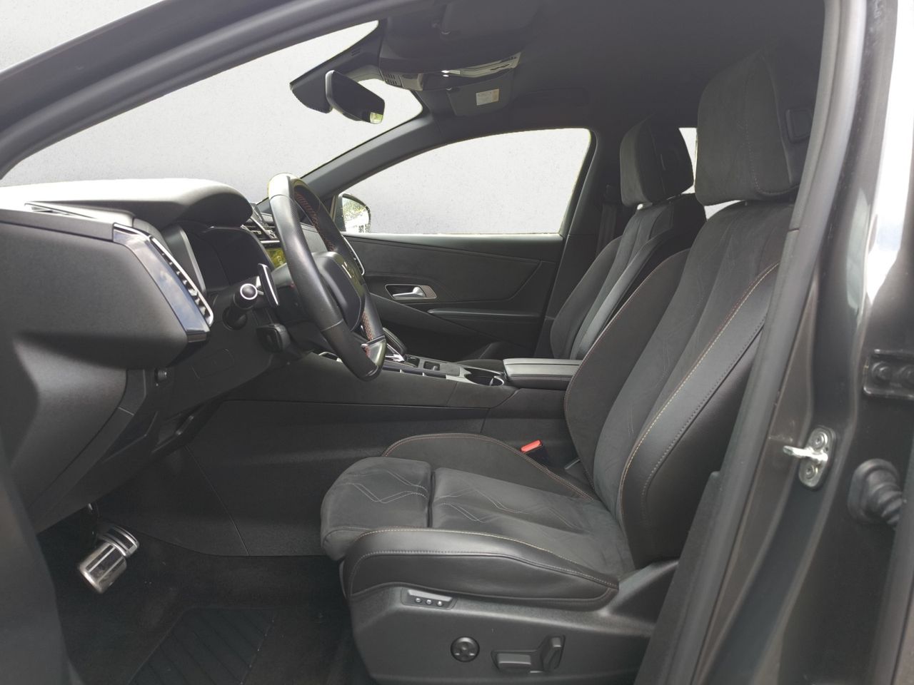 DS DS 7 CROSSBACK E TENSE 225 PERFORMANCE LINE  - Foto 2