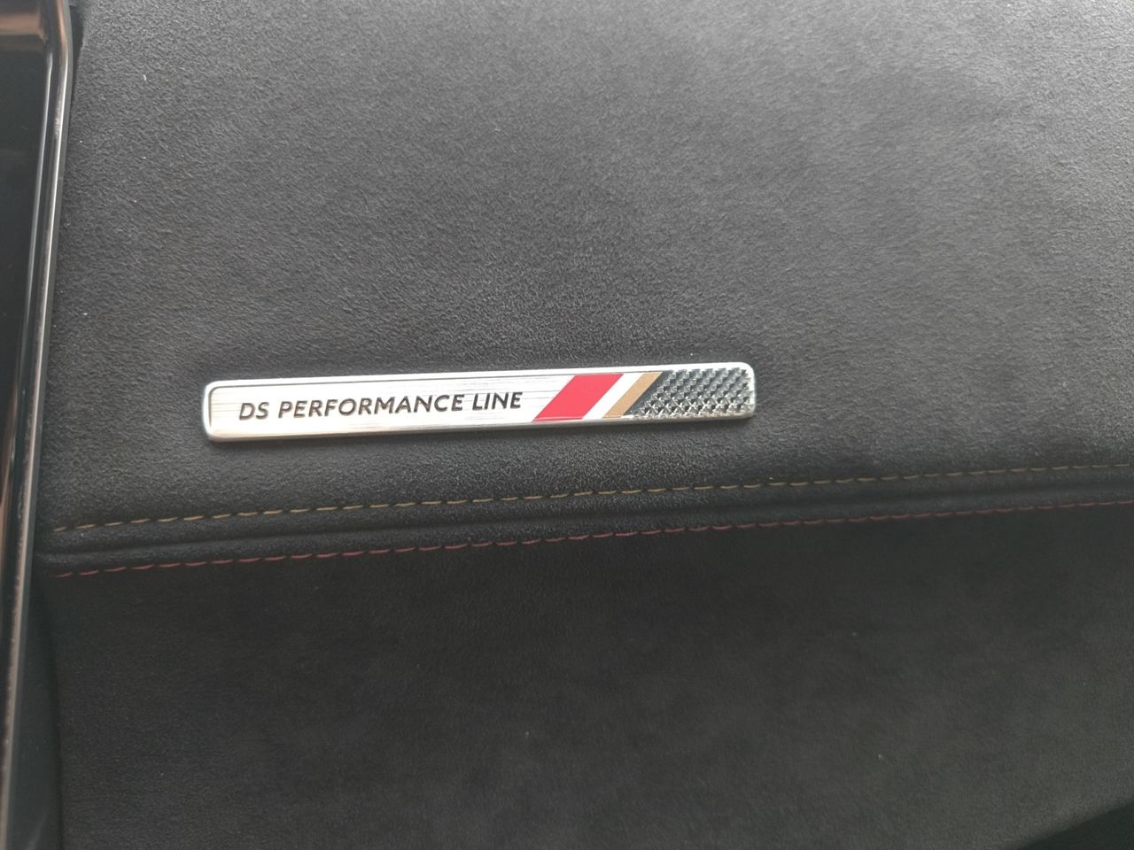 DS DS 7 CROSSBACK E TENSE 225 PERFORMANCE LINE  - Foto 2