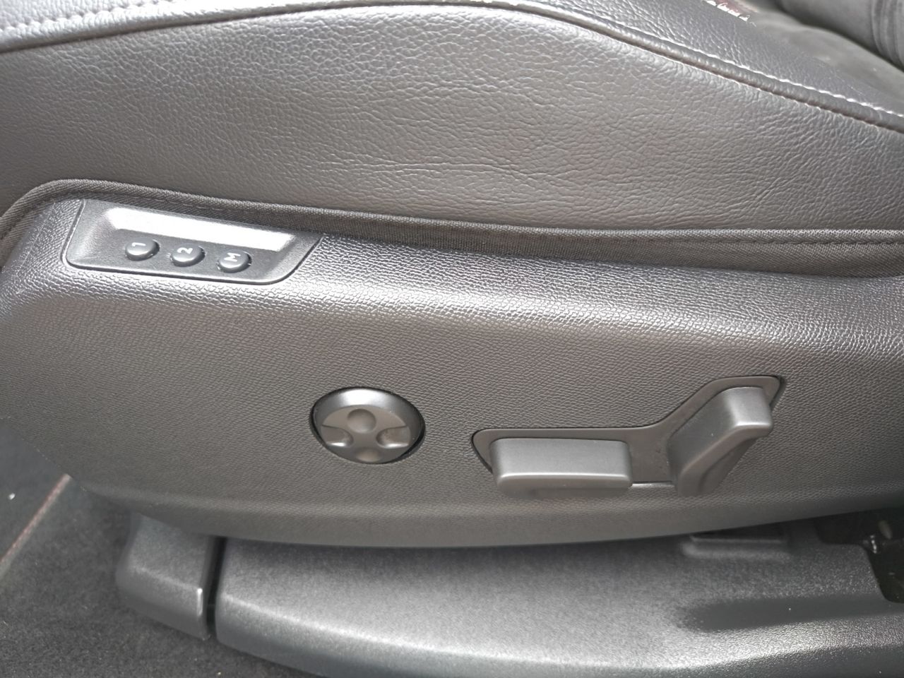 DS DS 7 DS7 CROSSBACK E-TENSE 225 PERFOMANCE LINE  - Foto 2