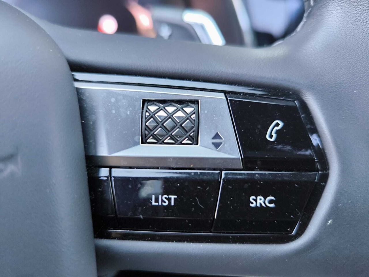 DS DS 7 ETENSE 225 RIVOLI EAT8  - Foto 2