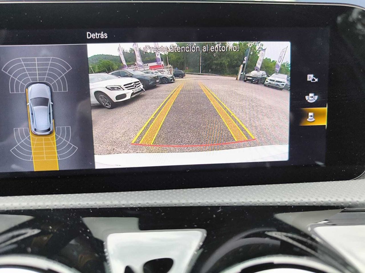 Mercedes Clase A 200 D AMG LINE + PAQUETE PREMIUM+ SMARTPHONE  - Foto 2