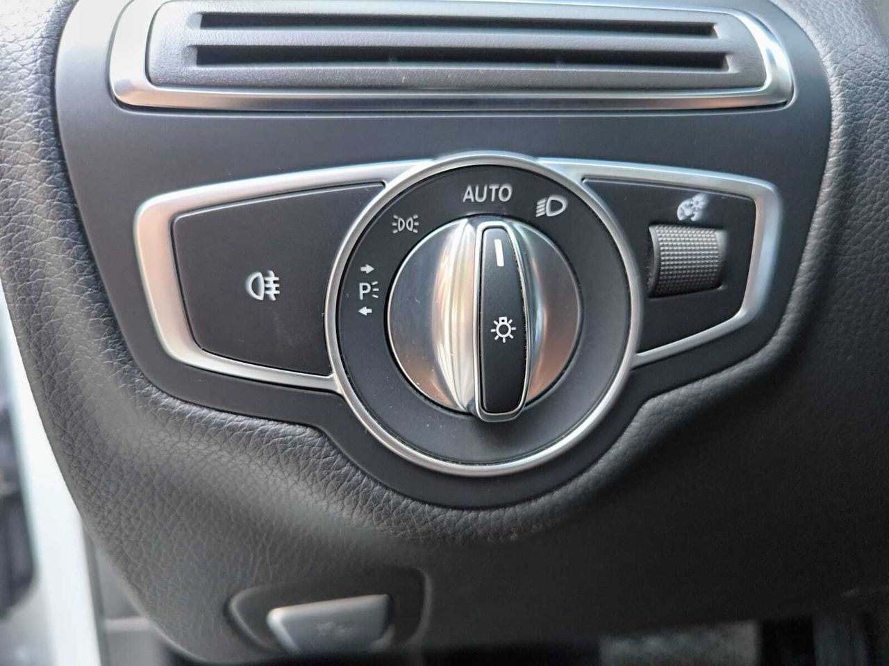 Mercedes Clase C 220 D AMG LINE  - Foto 2