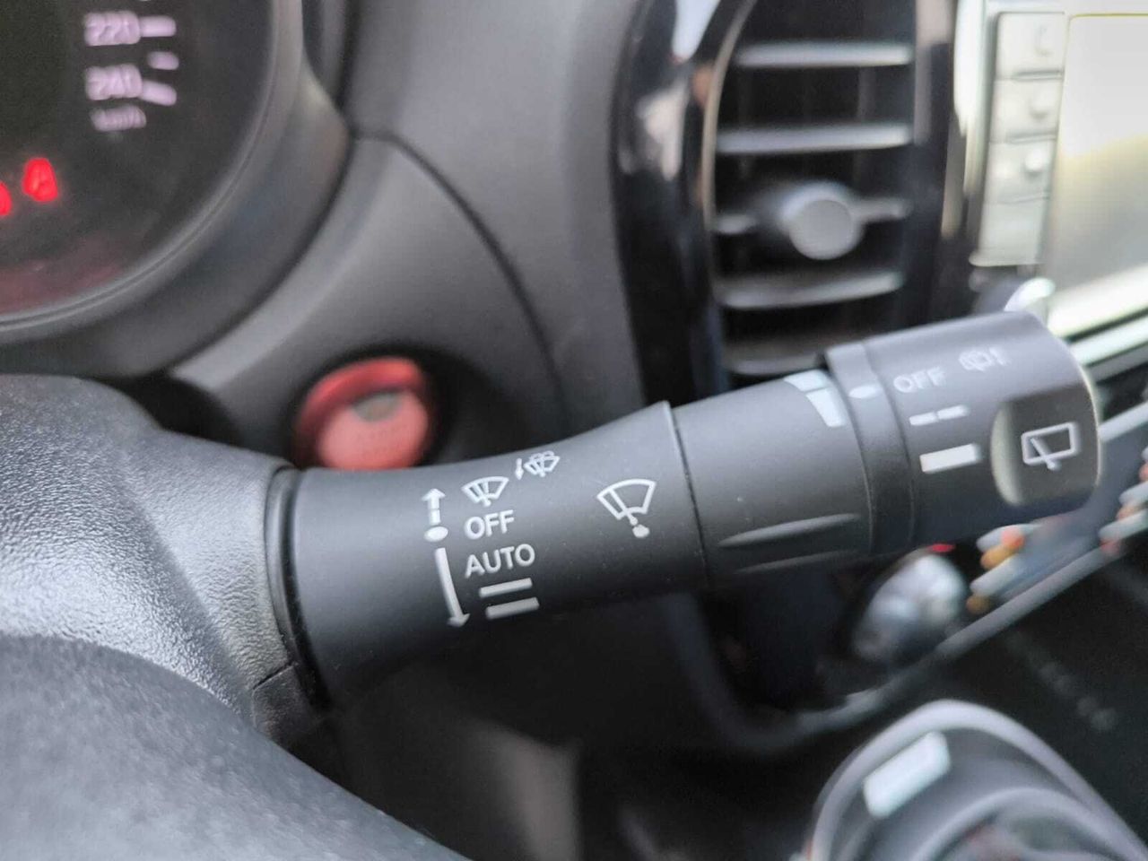 Nissan Juke 1.6 DIGT NISMO 4X2 200 CV  - Foto 2