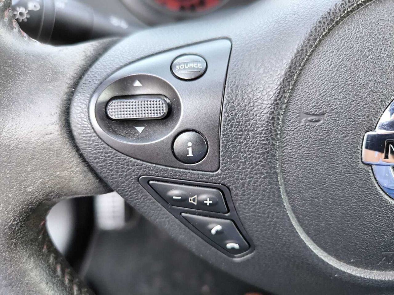 Nissan Juke 1.6 DIGT NISMO 4X2 200 CV  - Foto 2