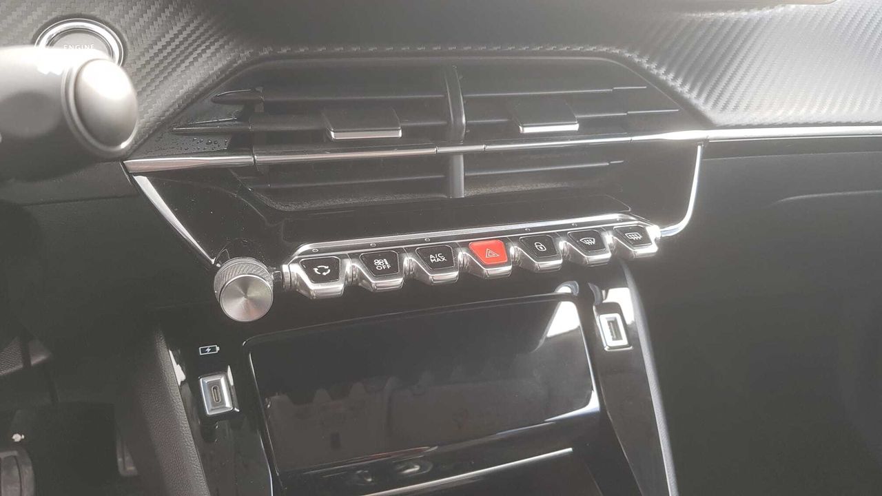 Peugeot 2008 ALLURE 1.5 BLUE HDI 130 CV EAT8  - Foto 2