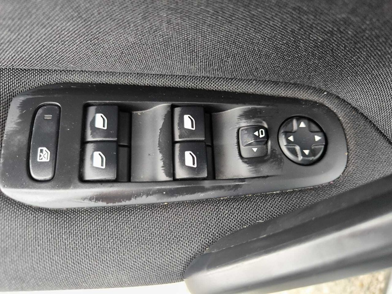 Peugeot 308 ACTIVE PACK BLUE HDI 130 CV  - Foto 2