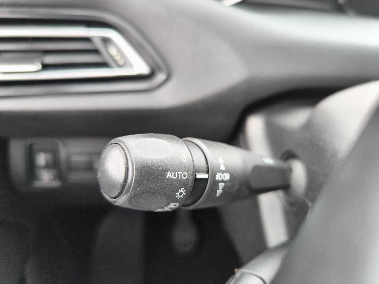 Peugeot 308 ACTIVE PACK BLUE HDI 130 CV  - Foto 2