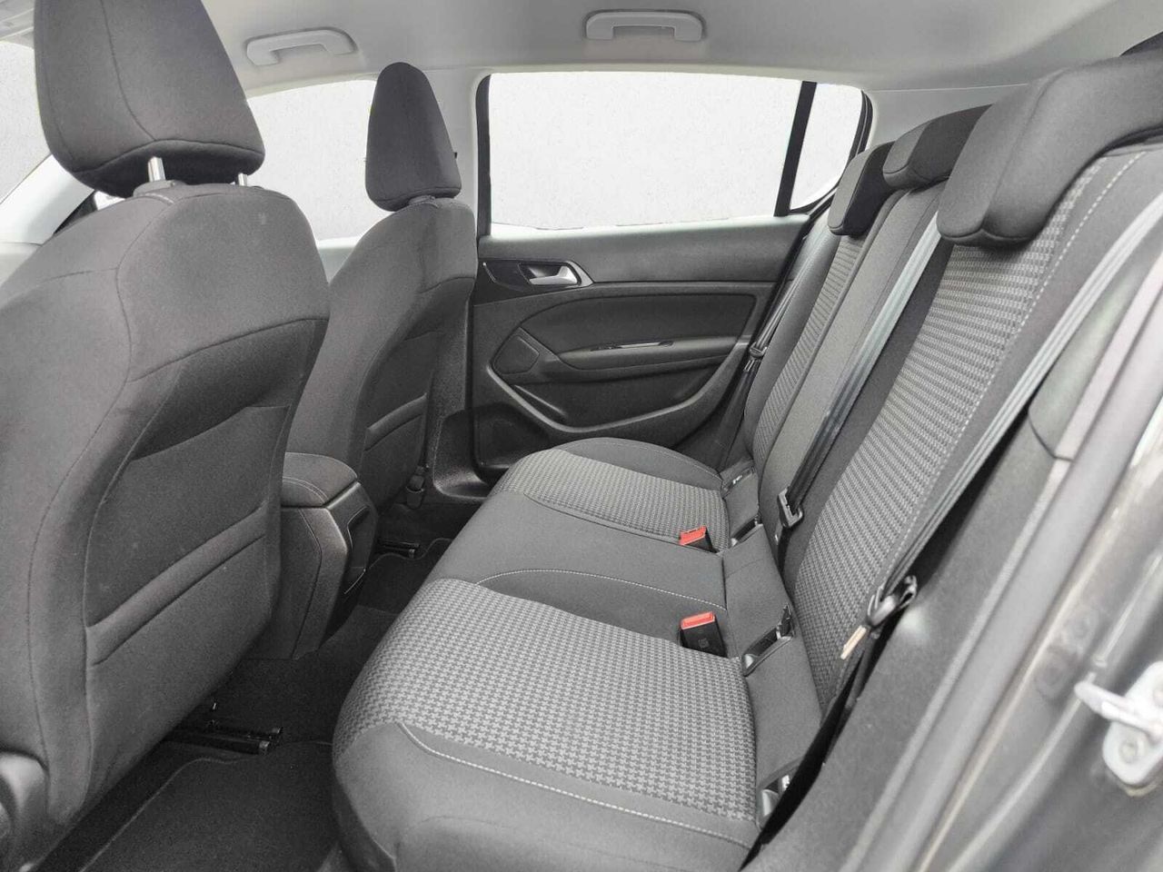 Peugeot 308 ACTIVE PACK BLUE HDI 130 CV  - Foto 2