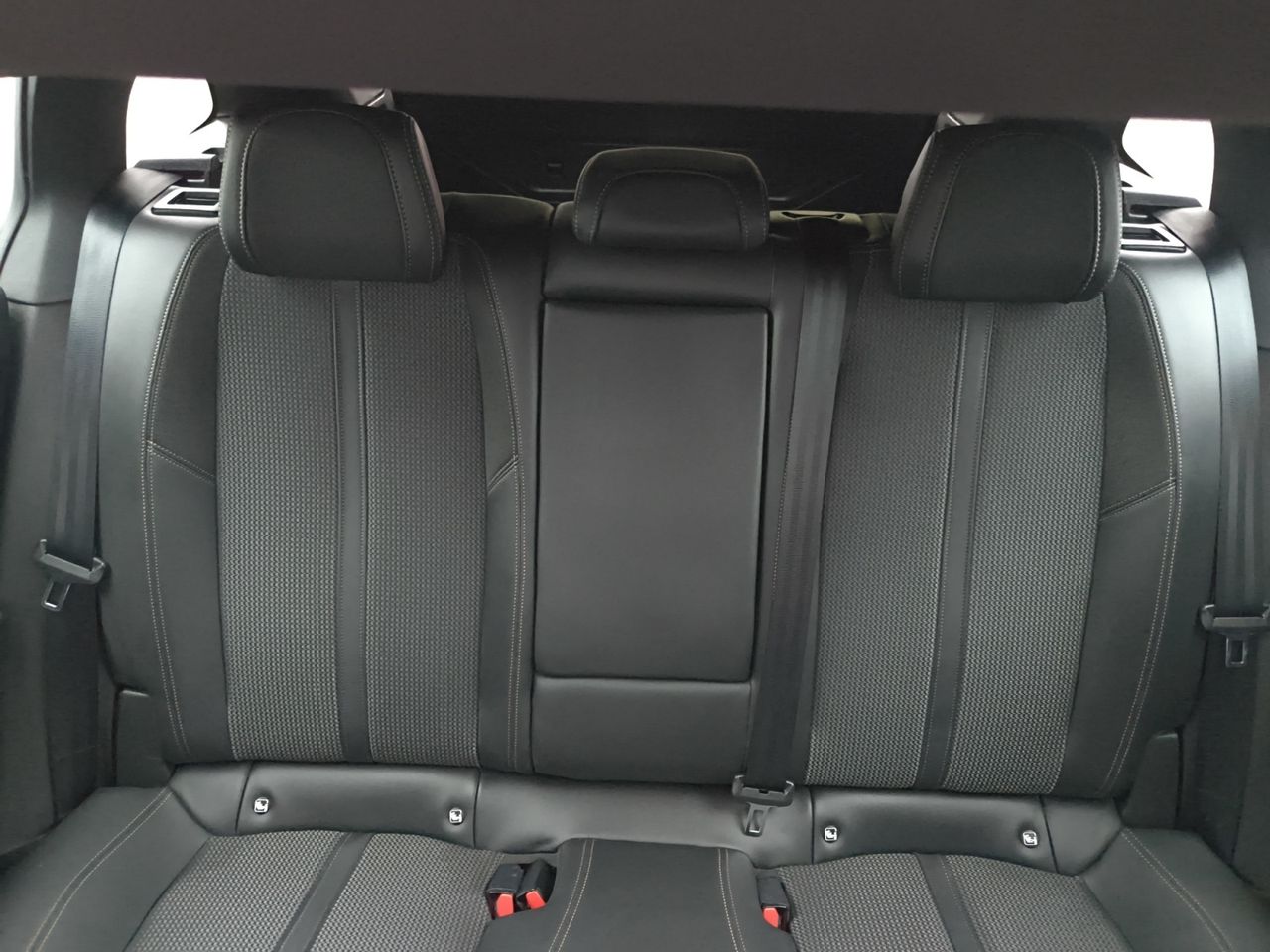 Peugeot 508 Hybrid GT LINE  - Foto 2