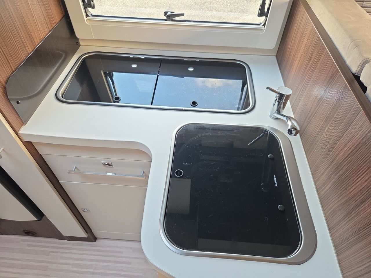 Ford Transit KOMBI 320 L2 TREND  - Foto 2