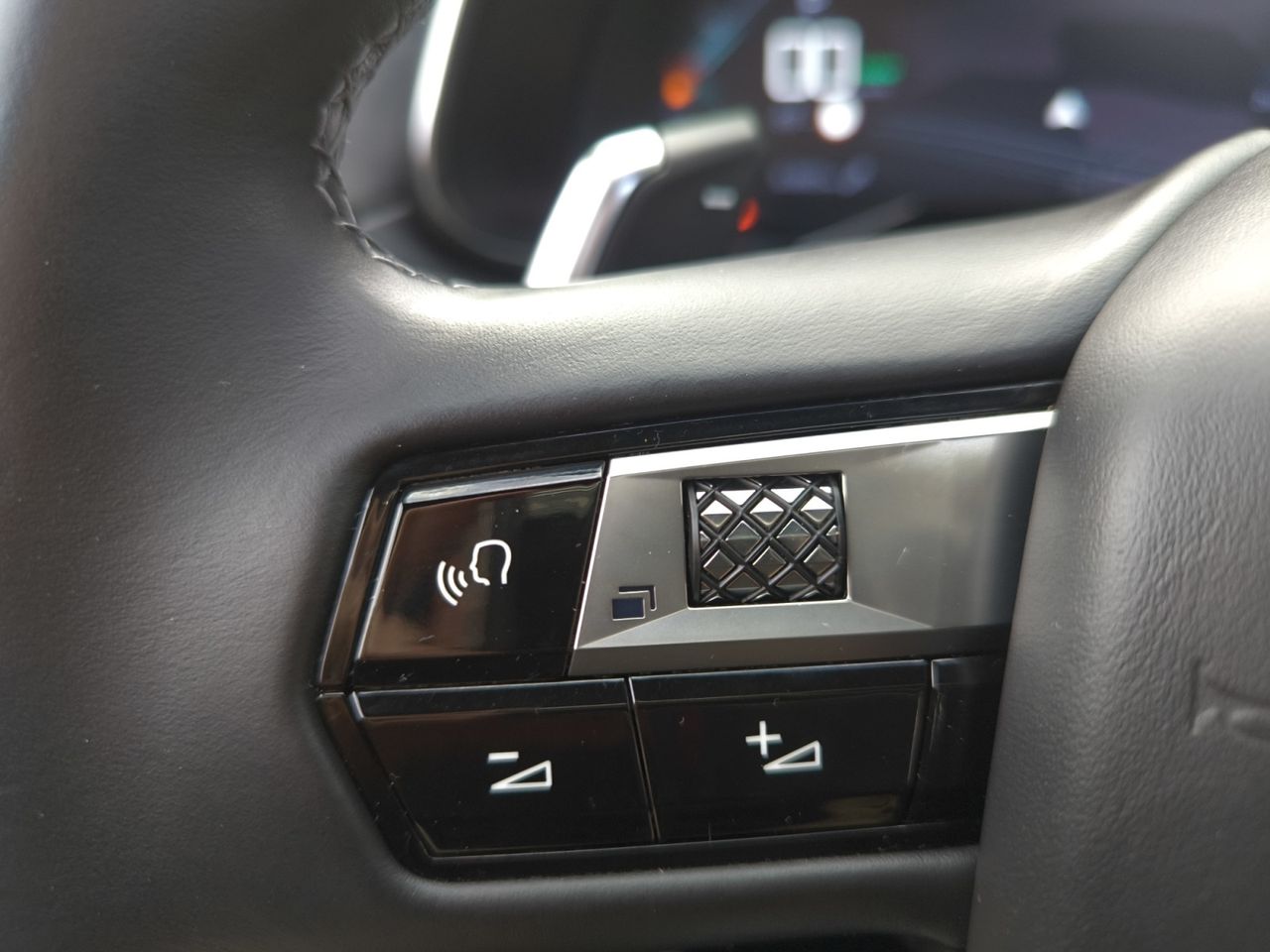 DS DS 7 Crossback E TENSE 225 GRAND CHIC  - Foto 2