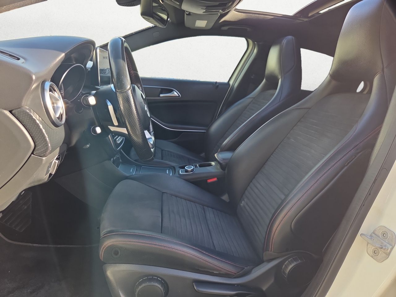 Mercedes Clase A 180 D AMG  - Foto 2