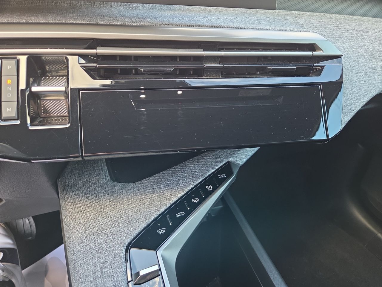 Peugeot 5008 ALLURE HYBRID 145 eDCS6  - Foto 2