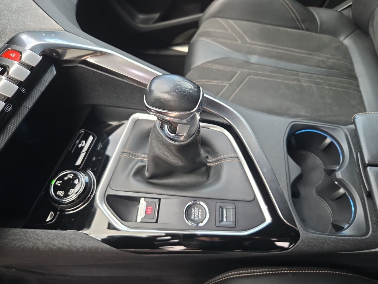 Peugeot 5008 GT BLUE HDI 130 CV  - Foto 2