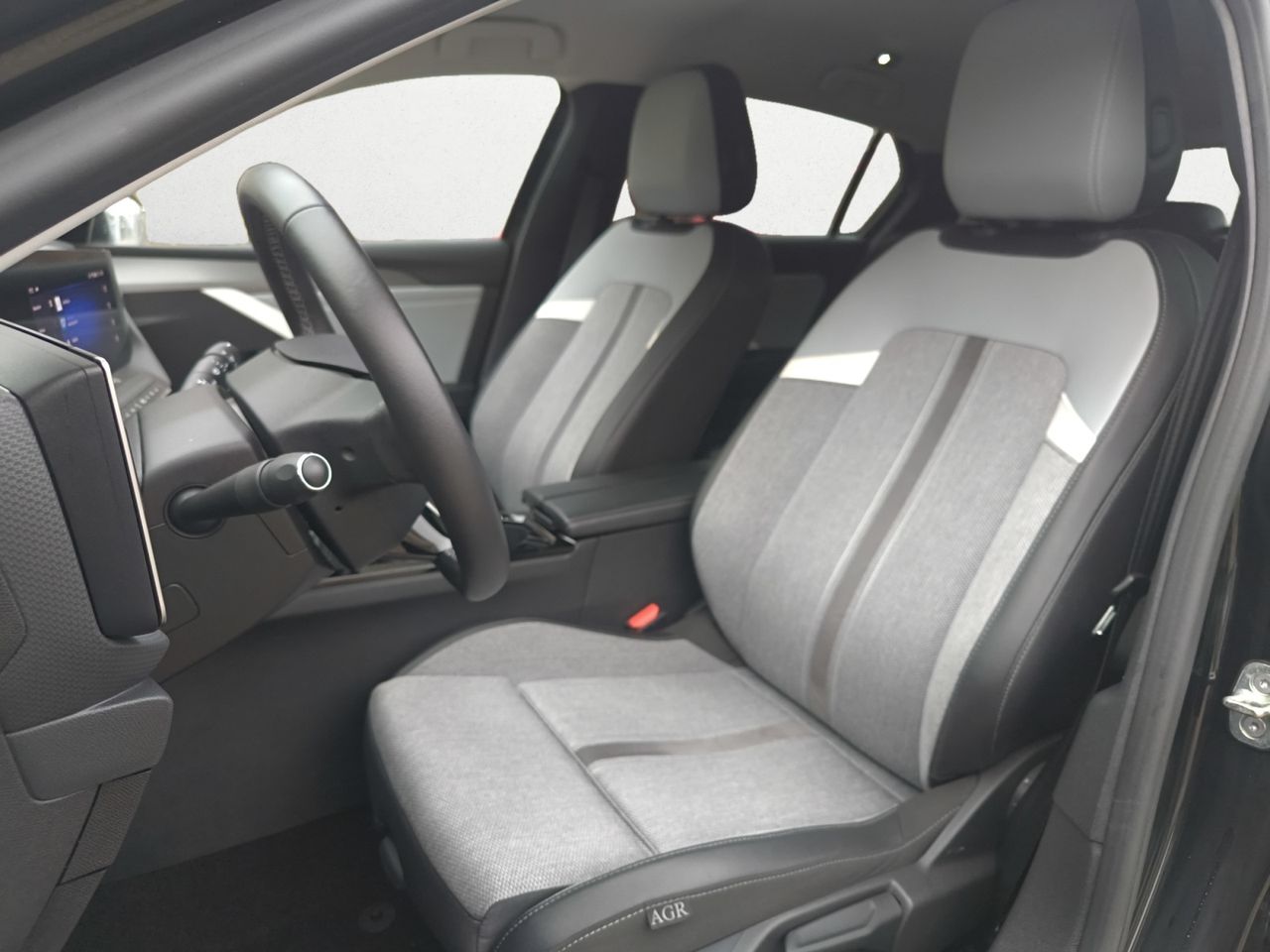 Opel Astra ELEGANCE 1.2 T XHT MT6  - Foto 2