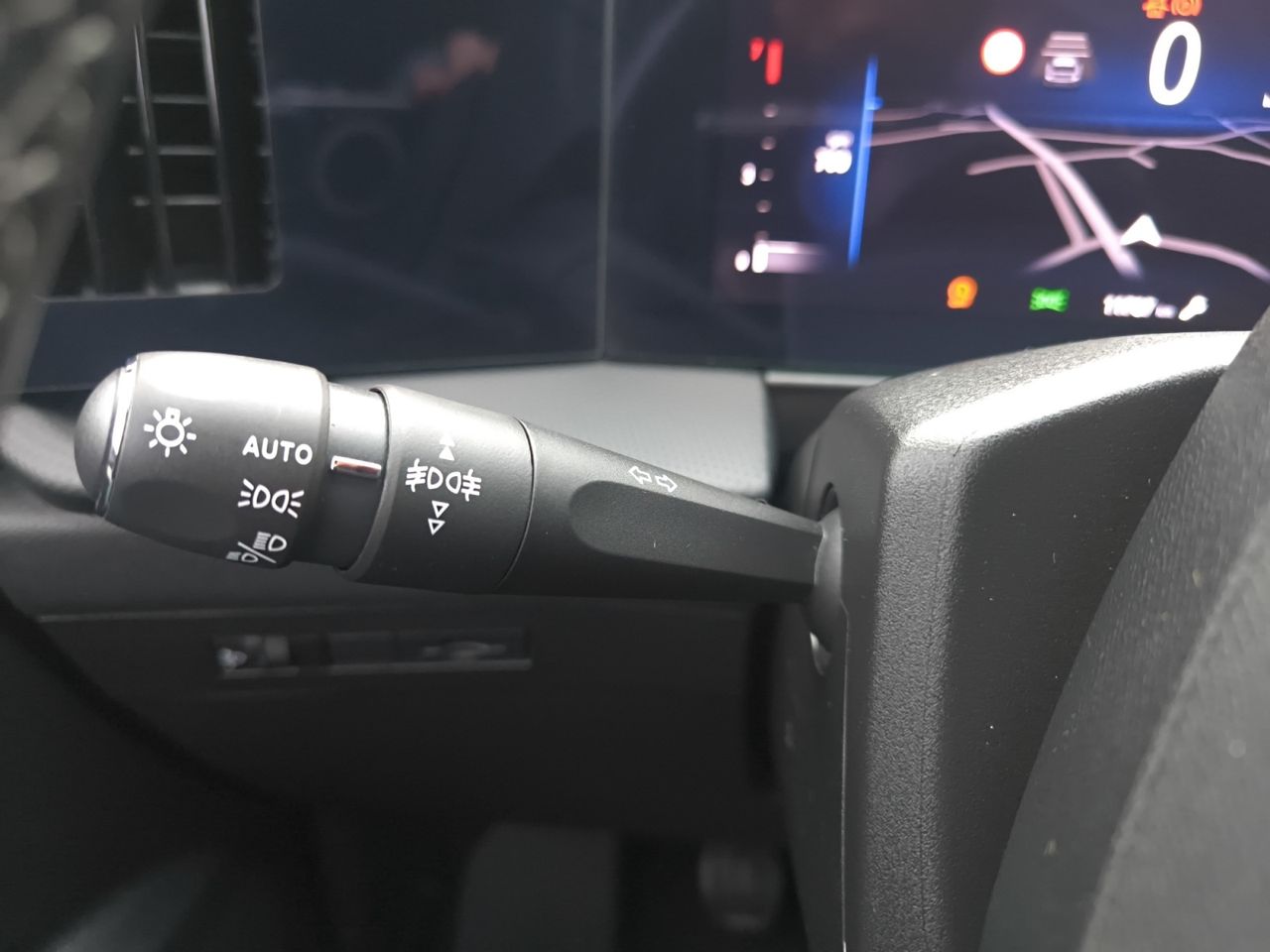 Opel Astra ELEGANCE 1.2 T XHT MT6  - Foto 2