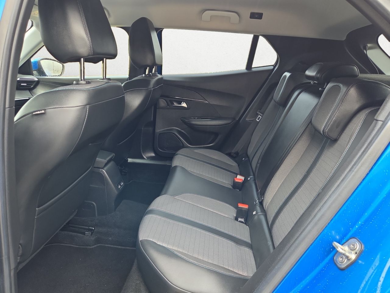 Peugeot 2008 ALLURE BLUE HDI 110 CV    - Foto 2