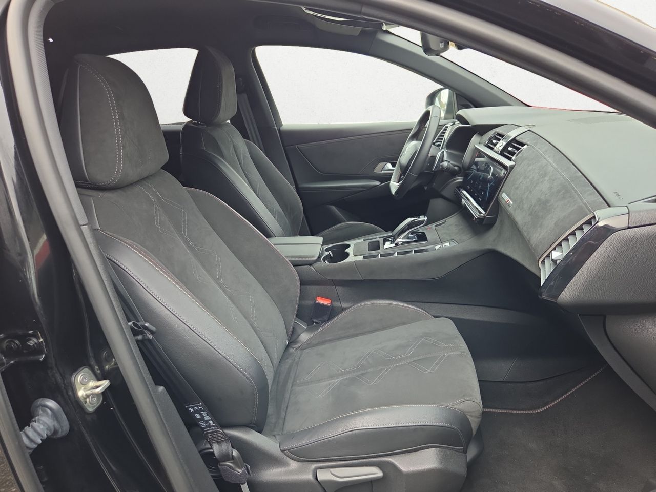 DS DS 7 Crossback E TENSE 300 4X4 PERFORMANCE LINE  - Foto 2