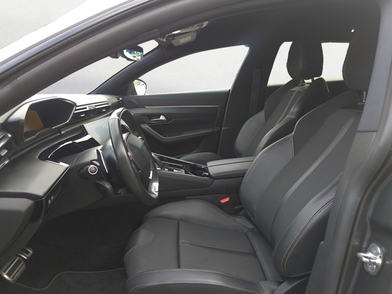 Peugeot 508 SW GT LINE HYBRID 225 e EAT8 - Foto 2