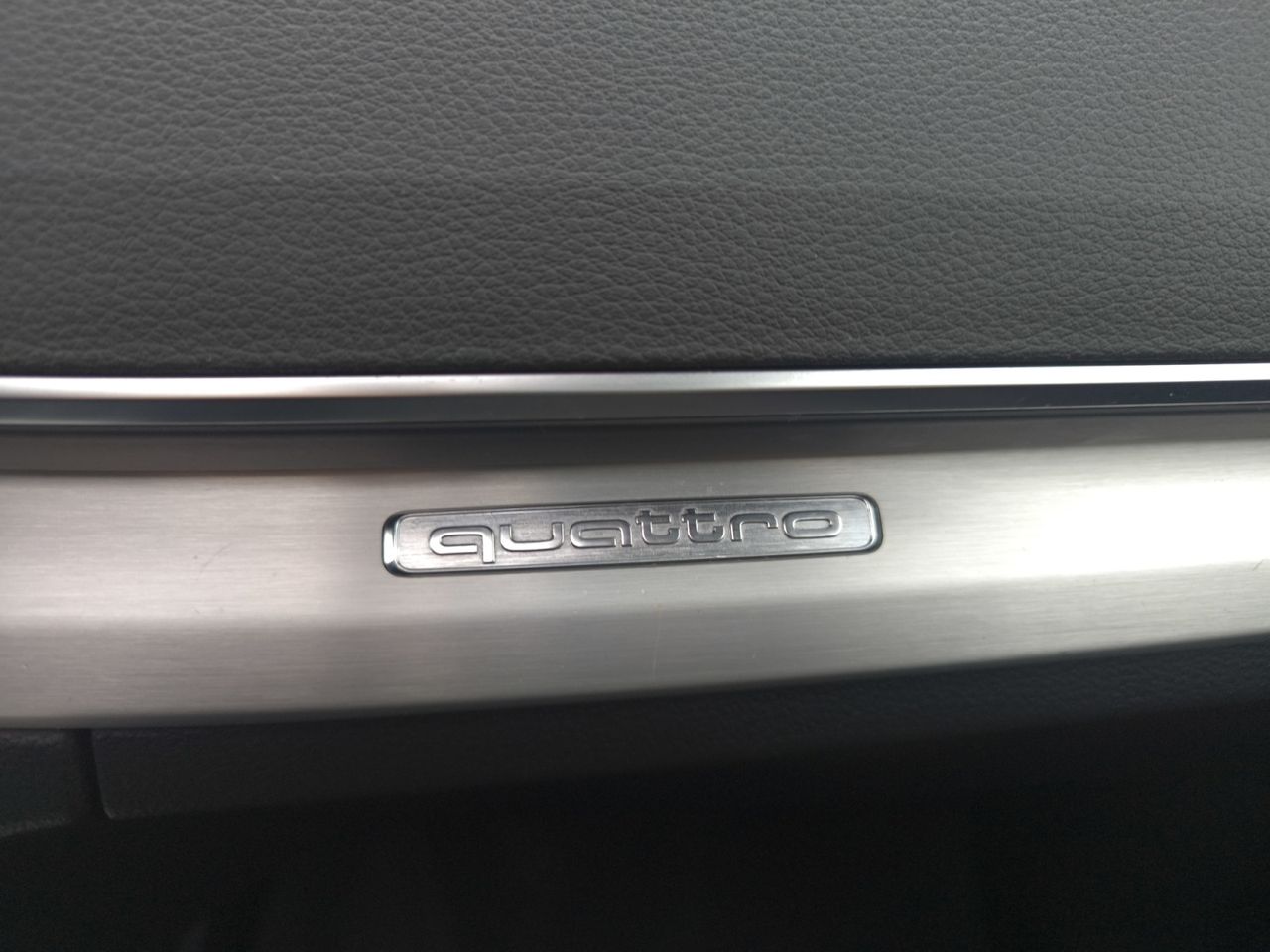 Audi Q5 BLACK LINE 40 TDI QUATTROULTRA  - Foto 2