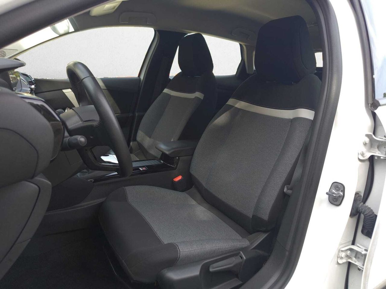 Citroën C4 BLUE HDI 110 CV  - Foto 2