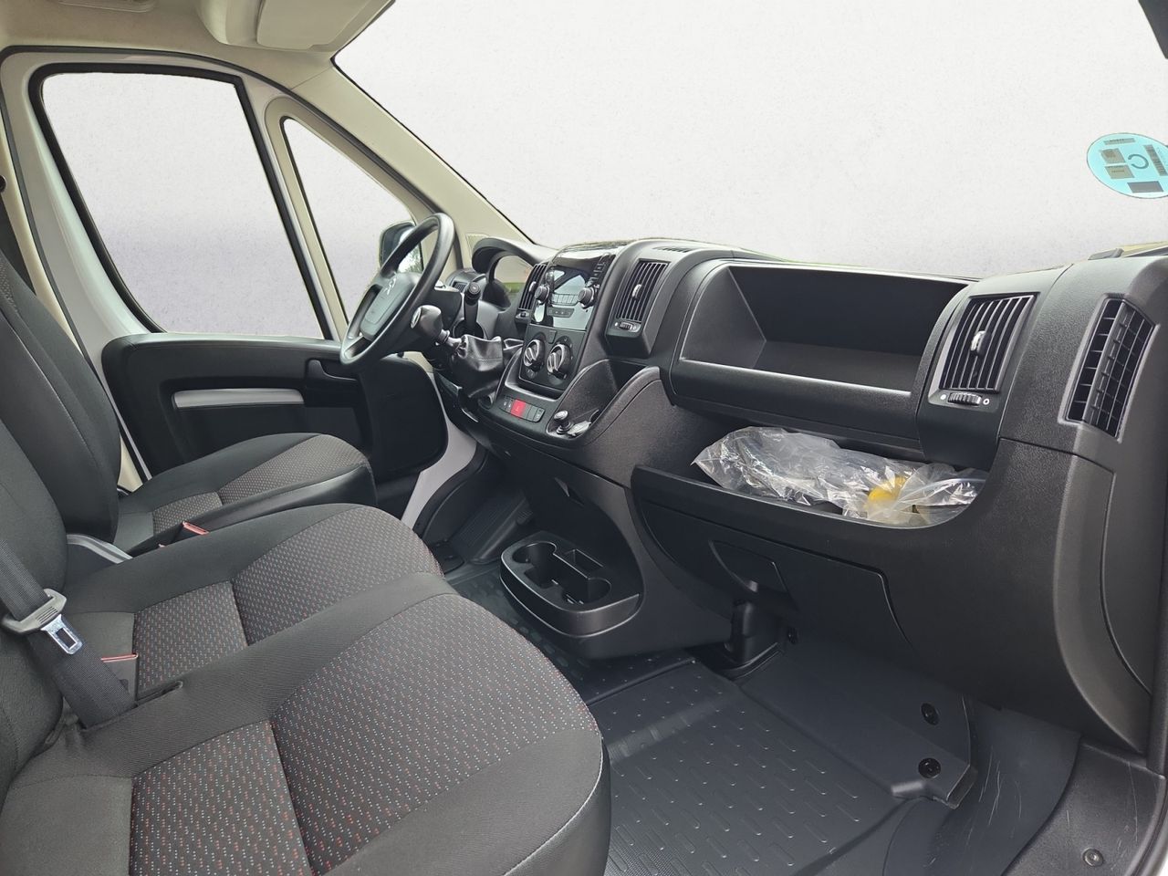 Citroën Jumper FG 33 L2 H1 BLUE HDI 140 CV  - Foto 2