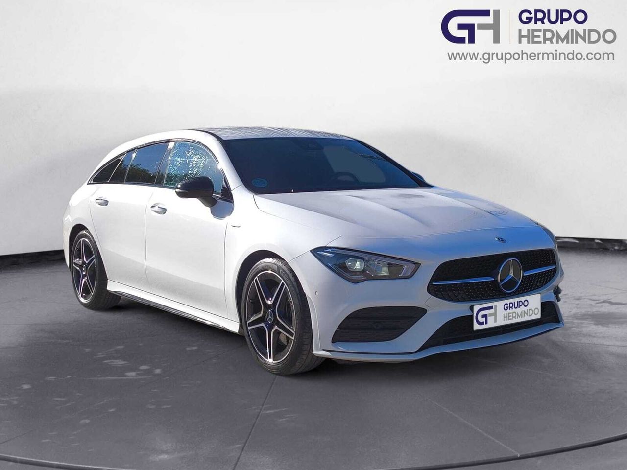 Mercedes CLA 200 D DCT SHOOTING BRAKE AMG LINE+PAQ PREMIUM+ SMARTPHONE  - Foto 2