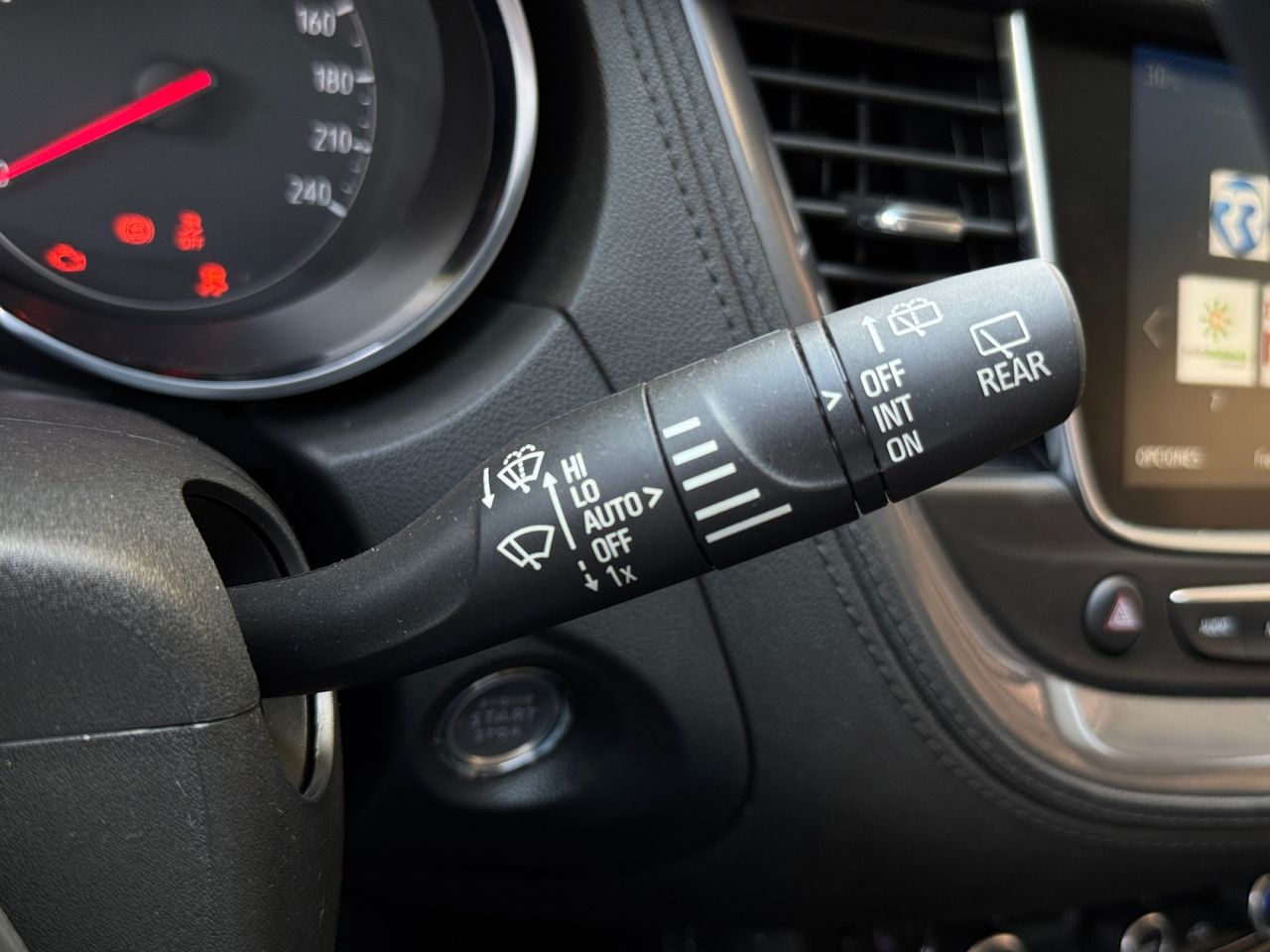 Opel Grandland X 1.6 TURBO ULTIMATE - Foto 2
