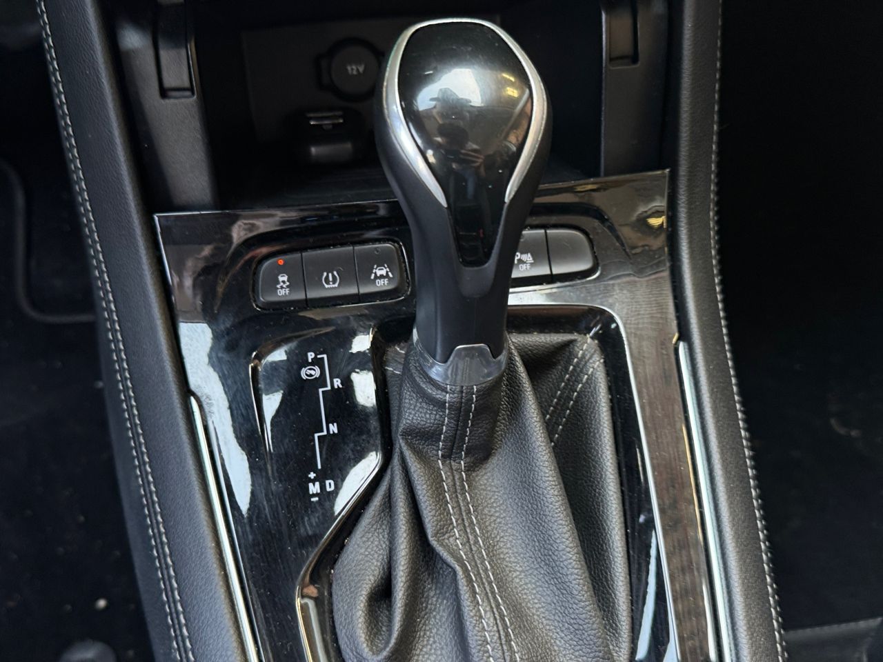 Opel Grandland X 1.6 TURBO ULTIMATE - Foto 2
