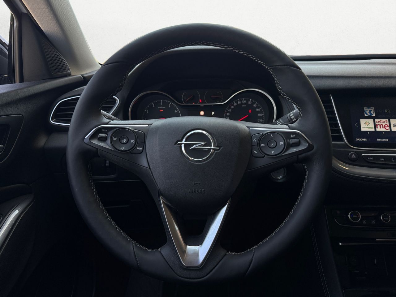 Opel Grandland X 1.6 TURBO ULTIMATE - Foto 2