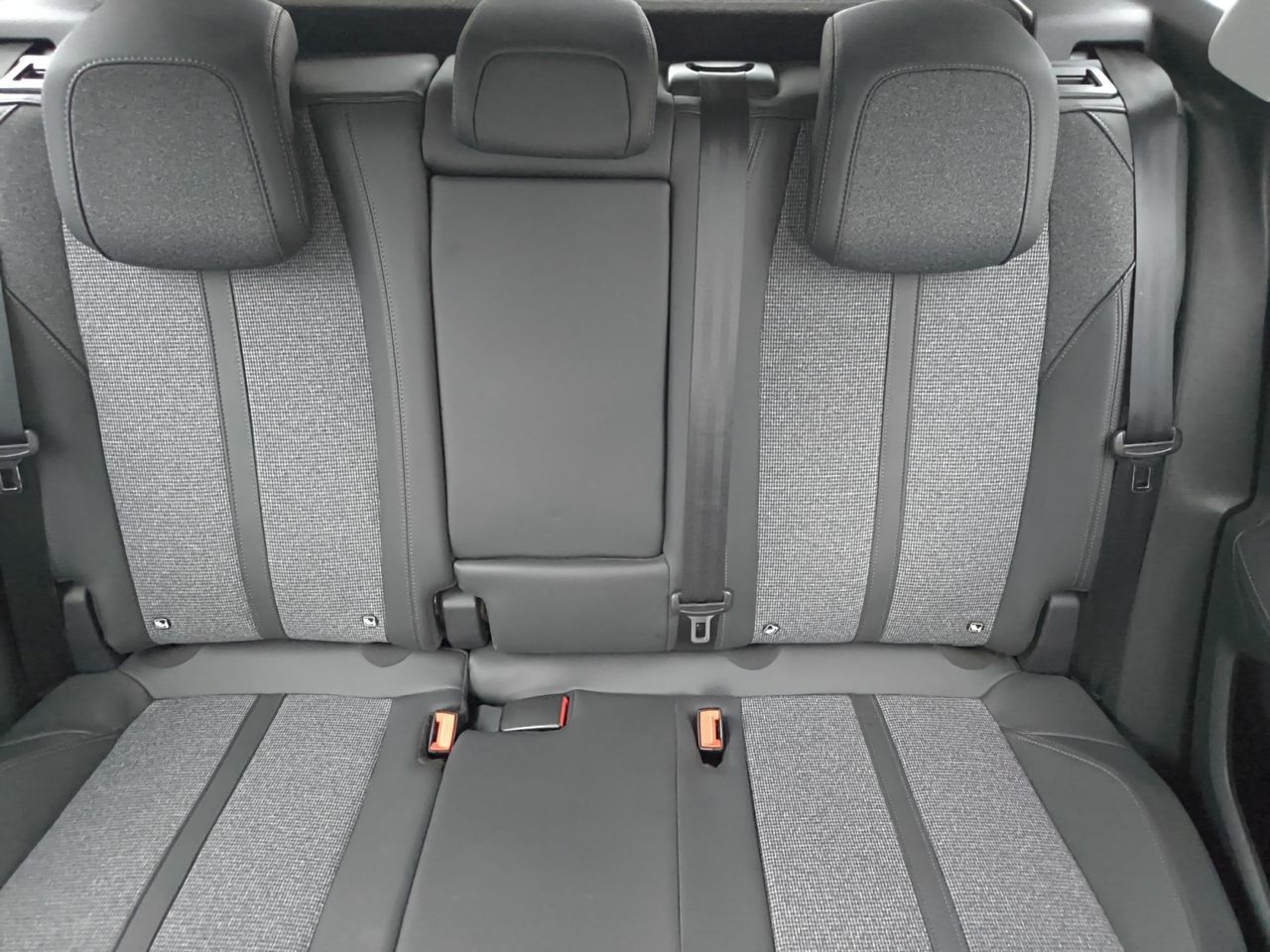 Peugeot 3008 ALLURE 130CV  - Foto 2