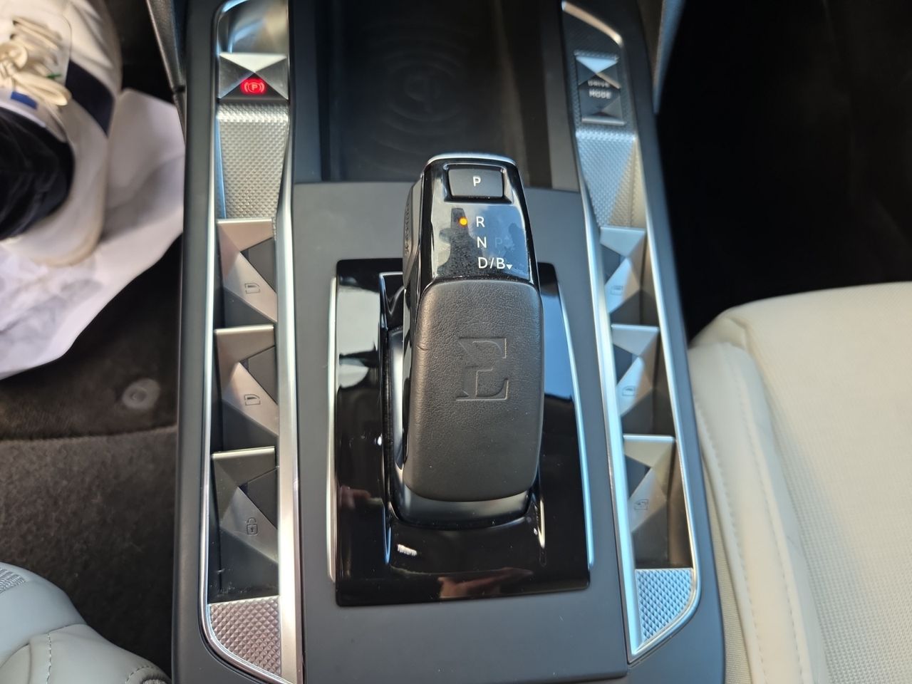 DS DS 3 E TENSE GRAND CHIC - Foto 2