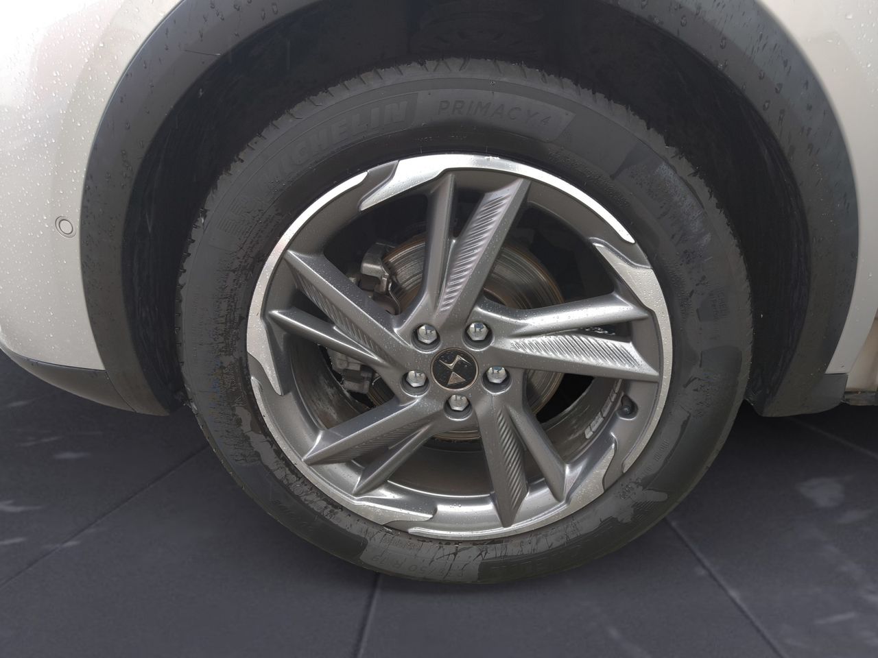 DS DS 7 Crossback BLUE HDI 130 CV AUT SO CHIC - Foto 2