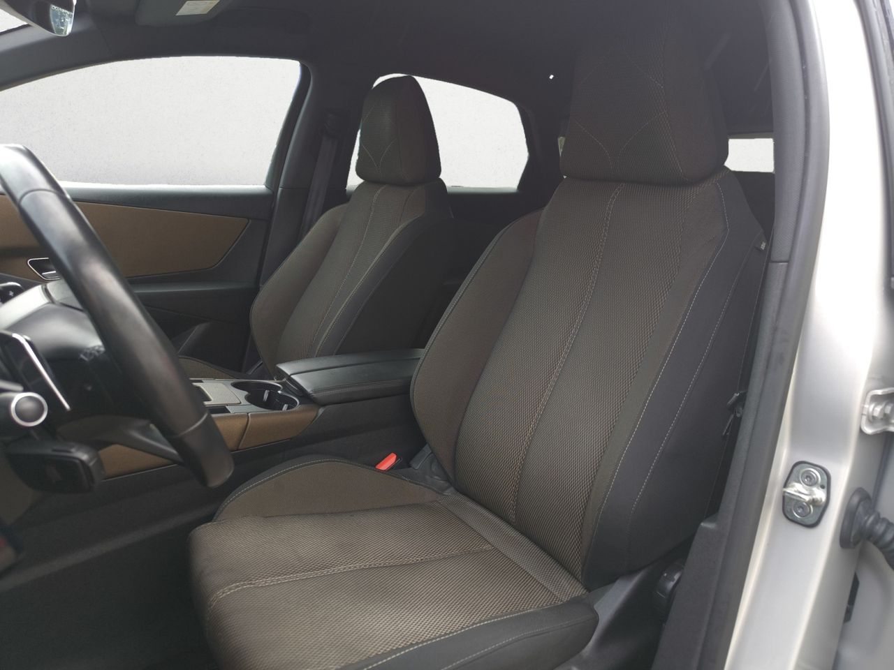 DS DS 7 Crossback BLUE HDI 130 CV AUT SO CHIC - Foto 2