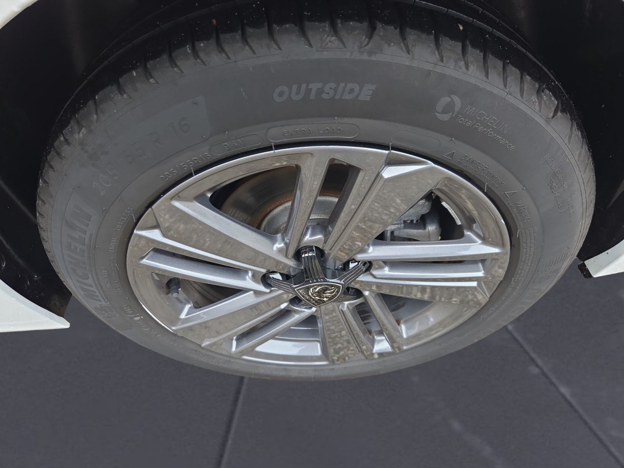 Peugeot 308 SW ACTIVE PACK BLUE HDI 130 CV - Foto 2