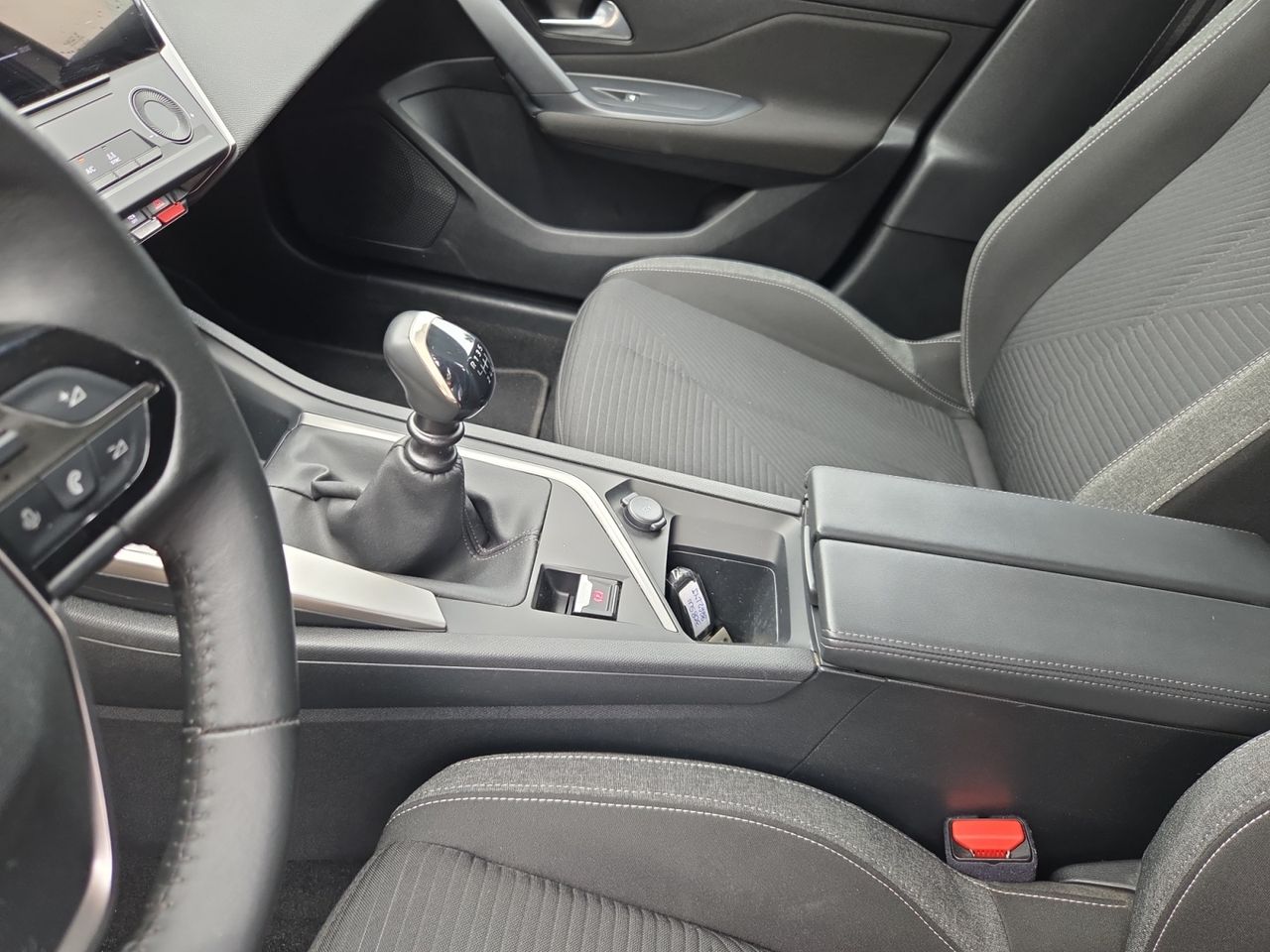 Peugeot 308 SW ACTIVE PACK BLUE HDI 130 CV - Foto 2